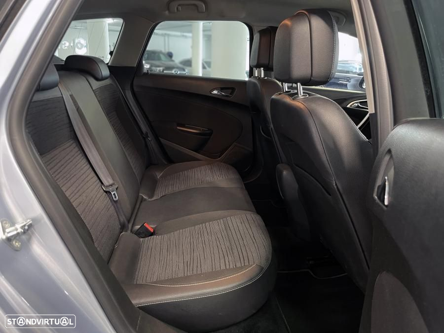 Opel Astra Sports Tourer 1.6 CDTi Cosmo S/S - 20