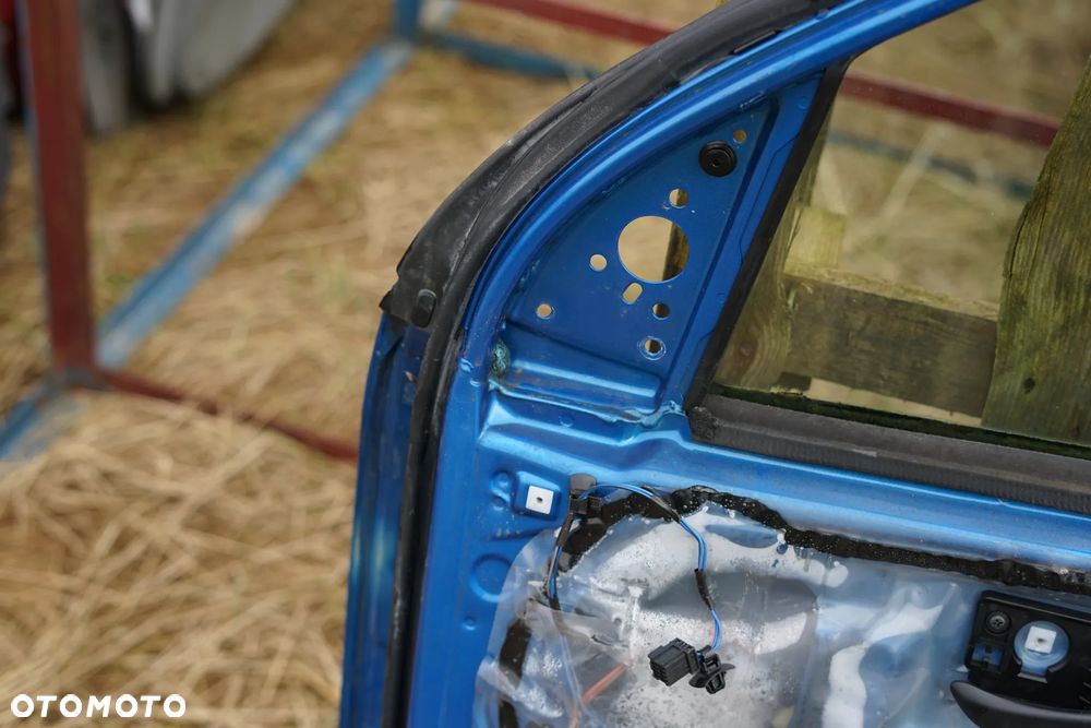 Drzwi przód przednie prawe Hyundai i10 I 5d DE - 11