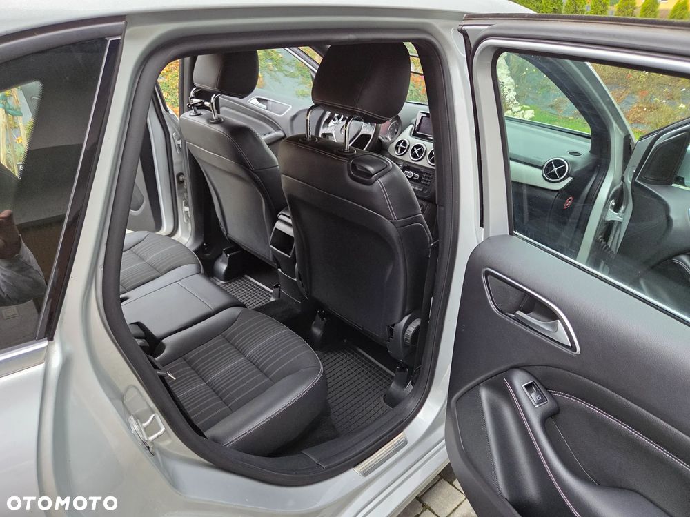 Mercedes-Benz Klasa B 200 (BlueEFFICIENCY) - 19