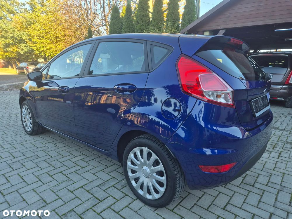 Ford Fiesta - 12