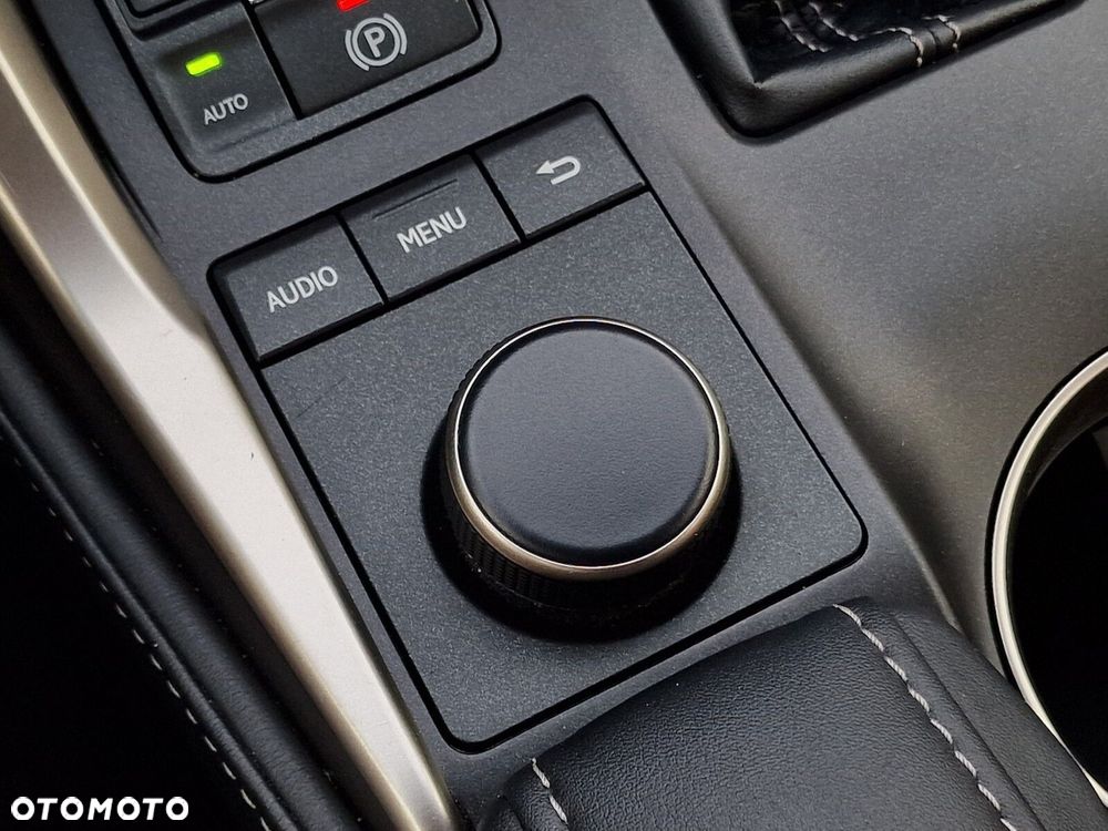 Lexus NX 200t Comfort AWD - 26