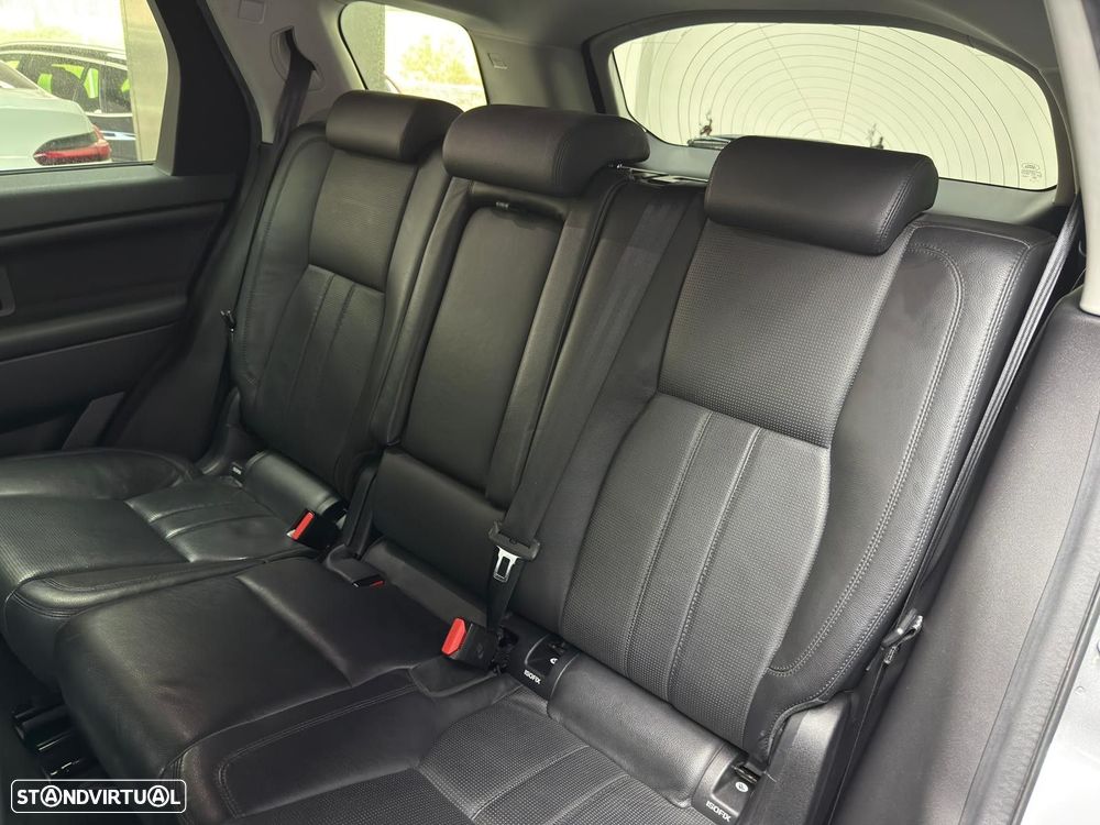 Land Rover Discovery Sport 2.0 eD4 R-Dynamic S - 37