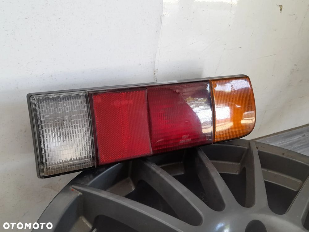 Lampa prawy tył Opel Ascona B SWF 9283236 - 2