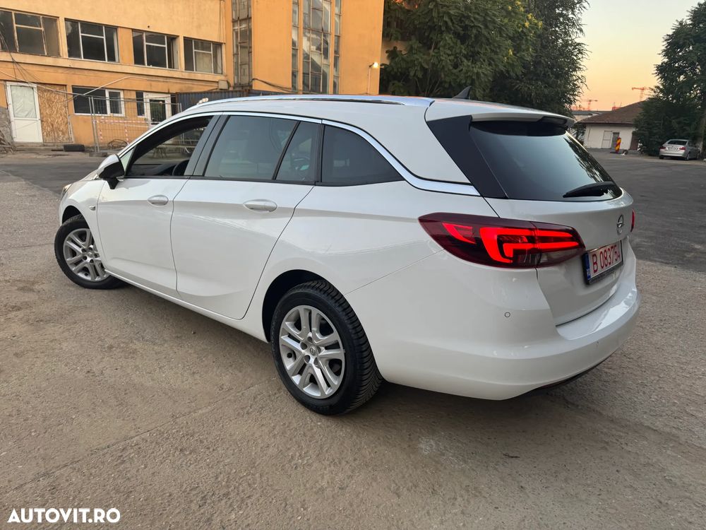 Opel Astra 1.6 D (CDTI) Sports Tourer Innovation - 4
