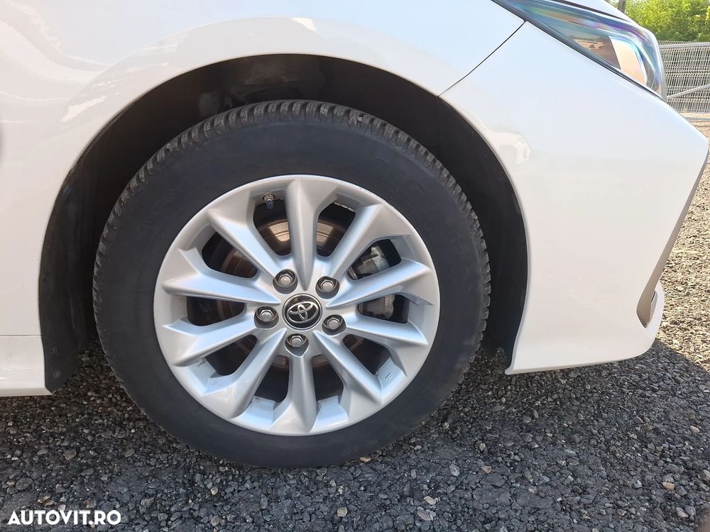 Toyota Corolla - 16