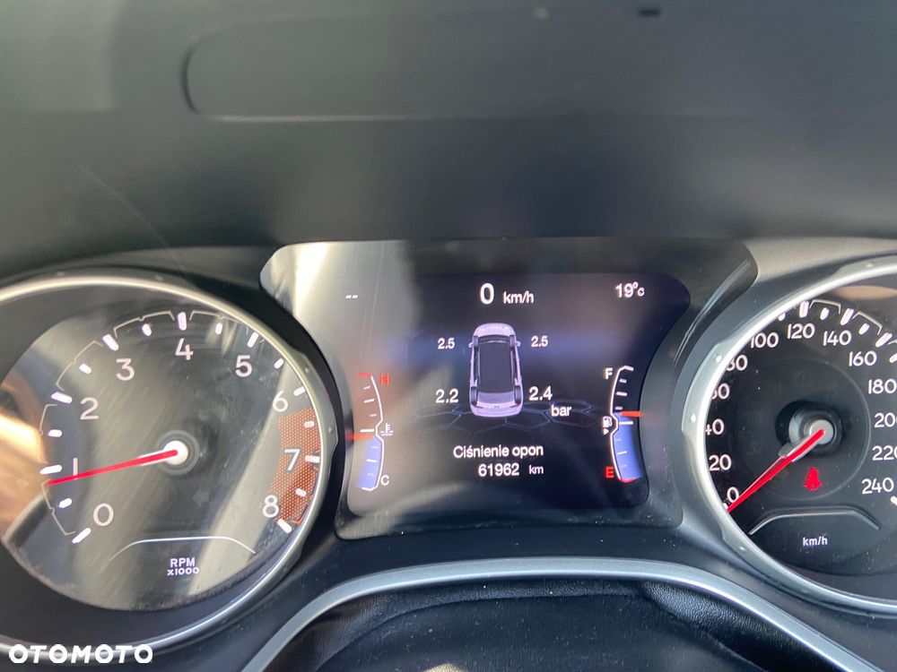 Jeep Compass 1.4 TMair Limited FWD S&S - 21
