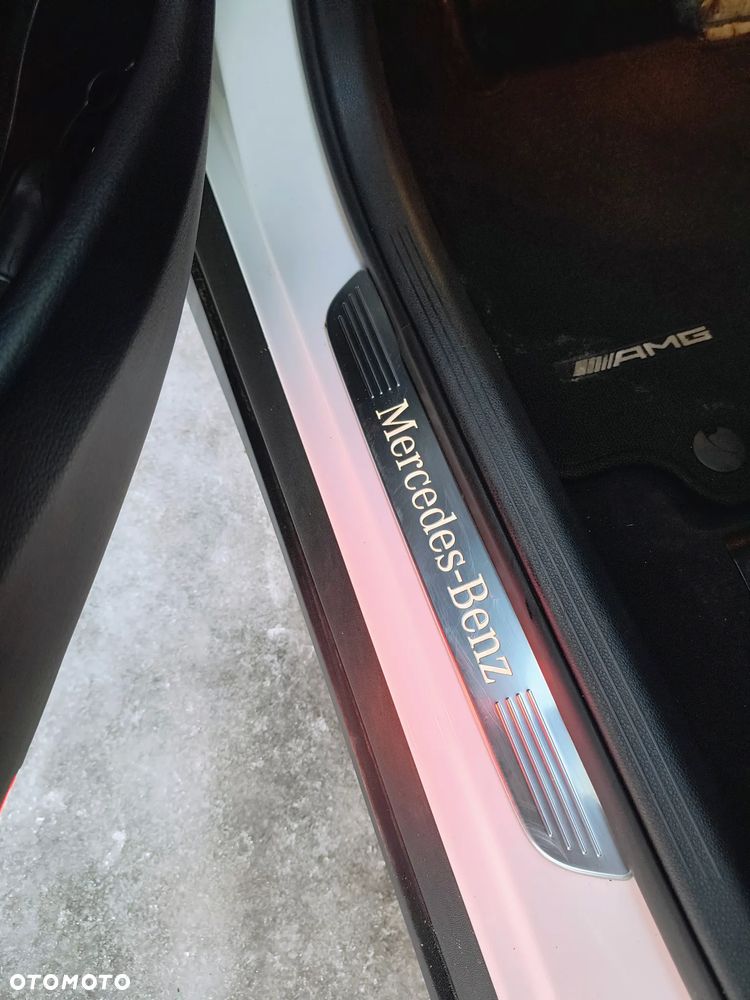 Mercedes-Benz GLC - 11