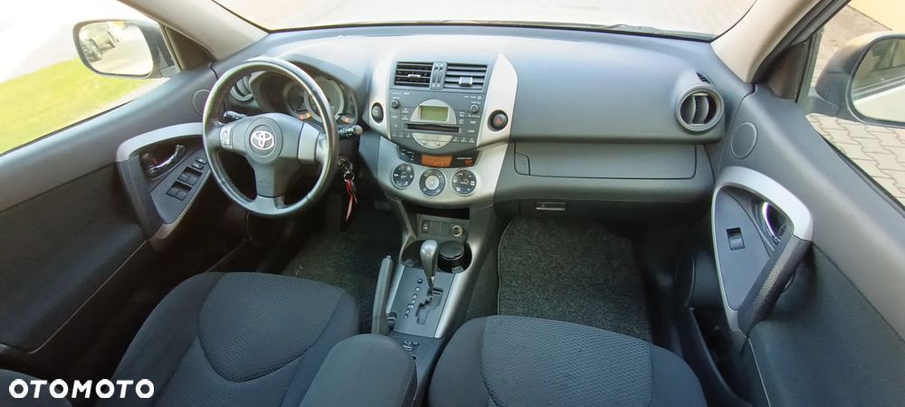 Toyota RAV4 2.0 4x4 Automatik Sol - 19