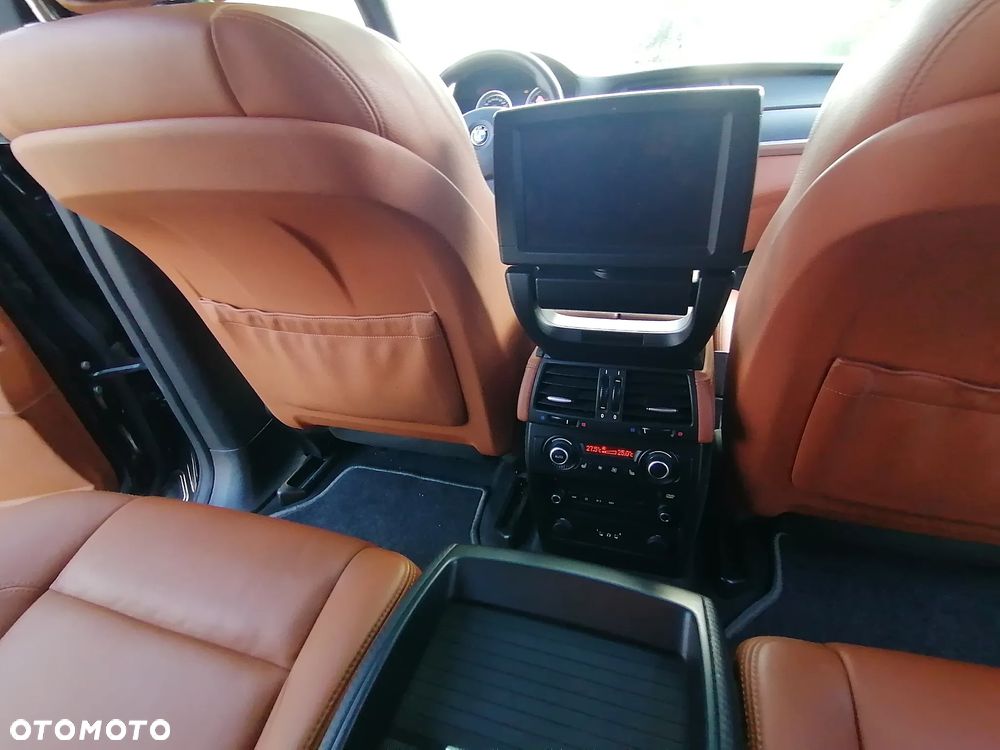 BMW X6M ver-standard - 29