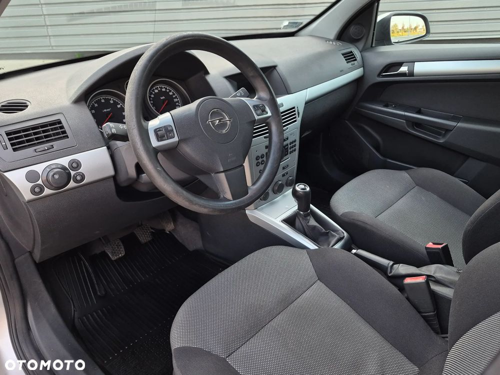 Opel Astra 1.6 Essentia EU5 - 13