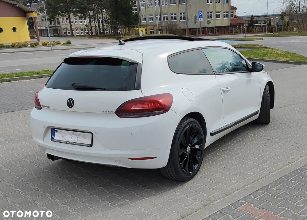 Volkswagen Scirocco 2.0 TDI Edition - 3