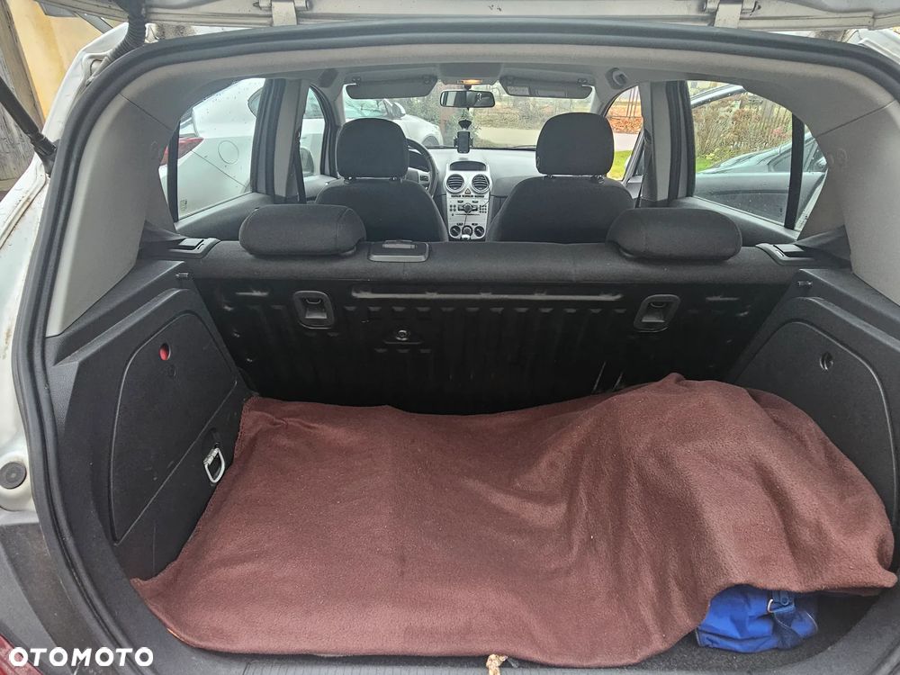 Opel Corsa 1.2 16V Enjoy - 18