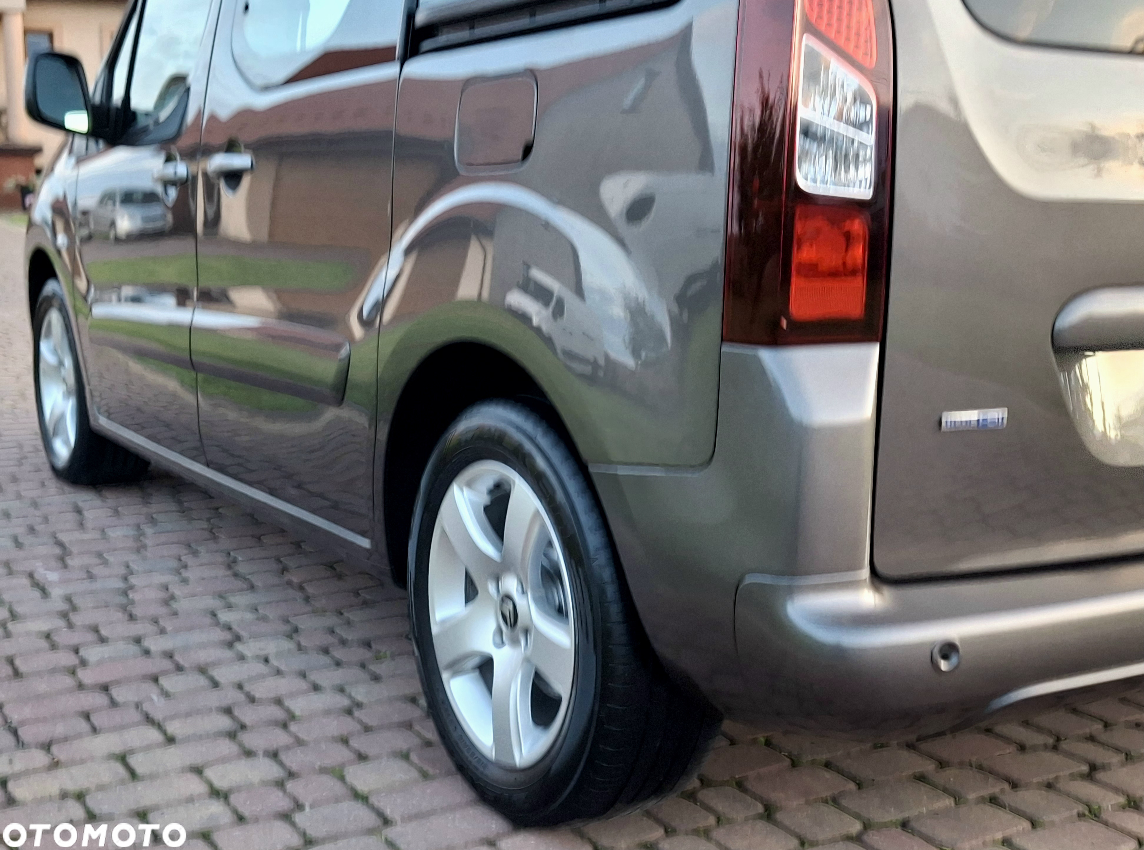 Citroën Berlingo Multispace BlueHDi 100 FEEL - 14