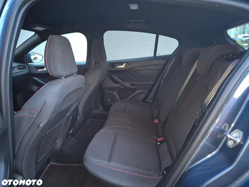 Ford Focus 1.5 EcoBoost STart-Stopp-System ST-Line - 19