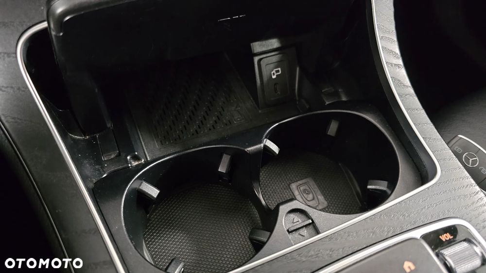 Mercedes-Benz GLC 300 de 4Matic 9G-TRONIC AMG Line Plus - 21