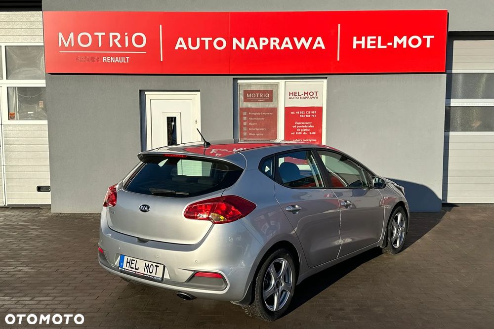 Kia Ceed - 9