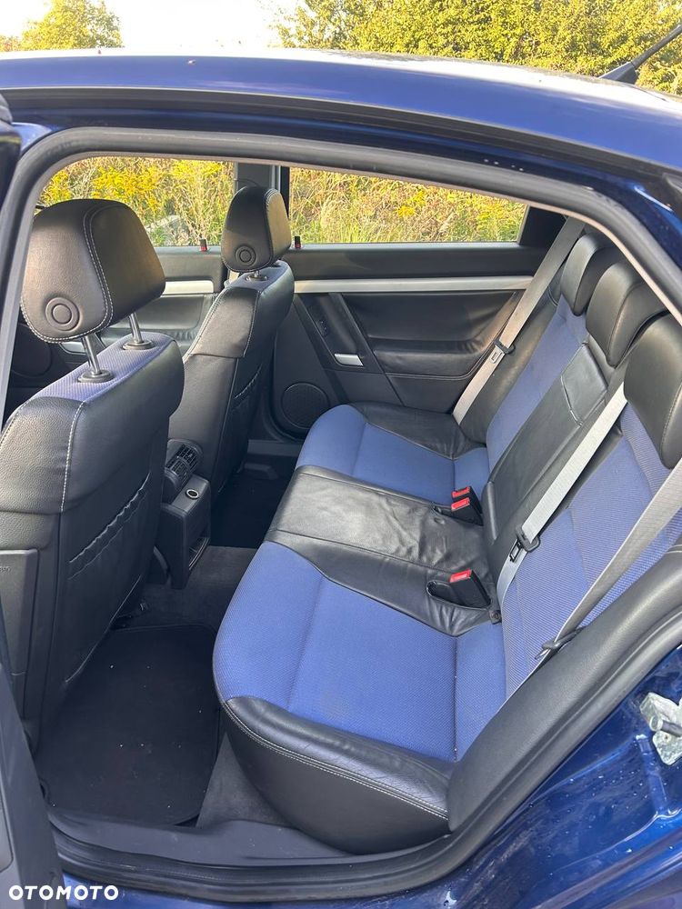 Opel Vectra 2.0 T Elegance - 10