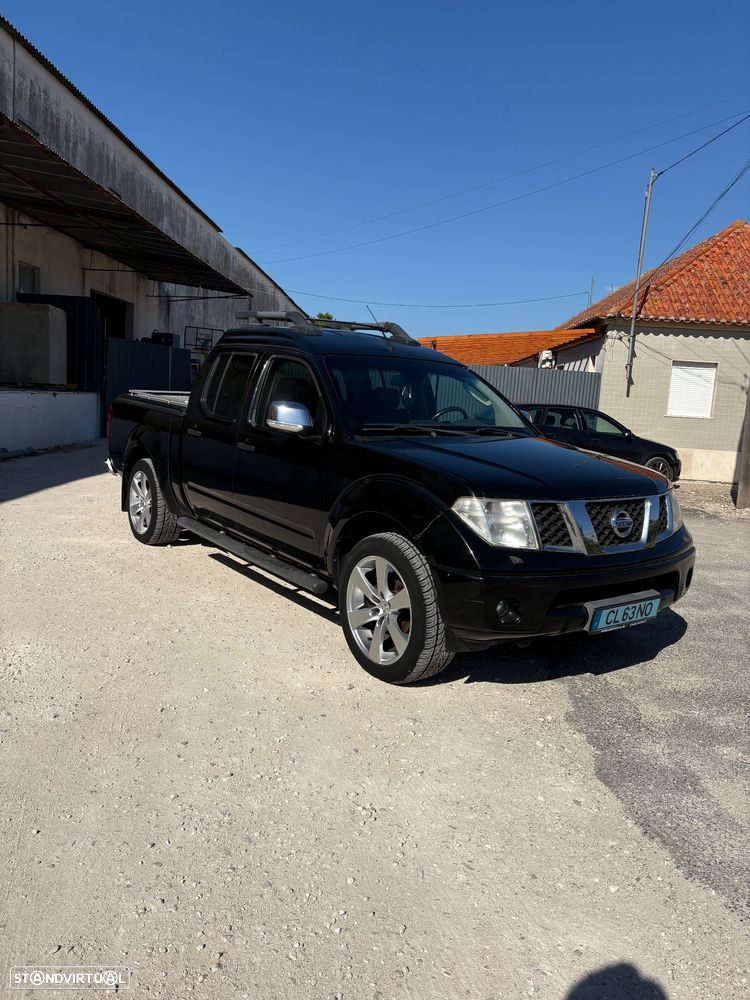 Nissan Navara 2.5 dCi CD LE Hi-Tech AT - 3
