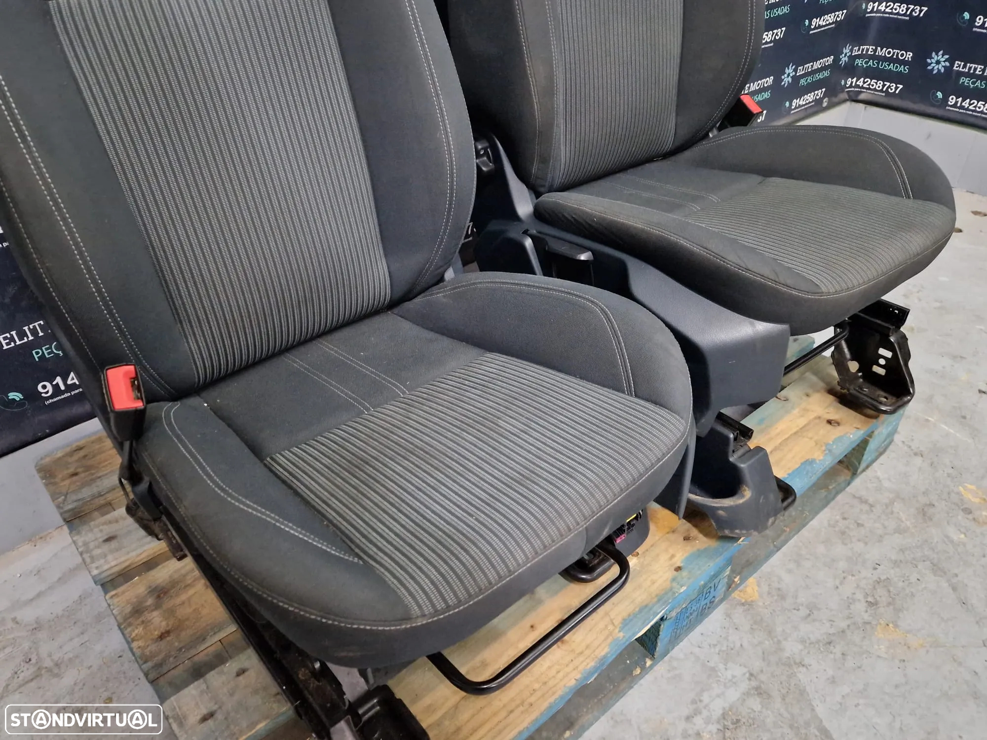 Jogo de bancos frontais usados FORD C-MAX II CMAX tecido - 6