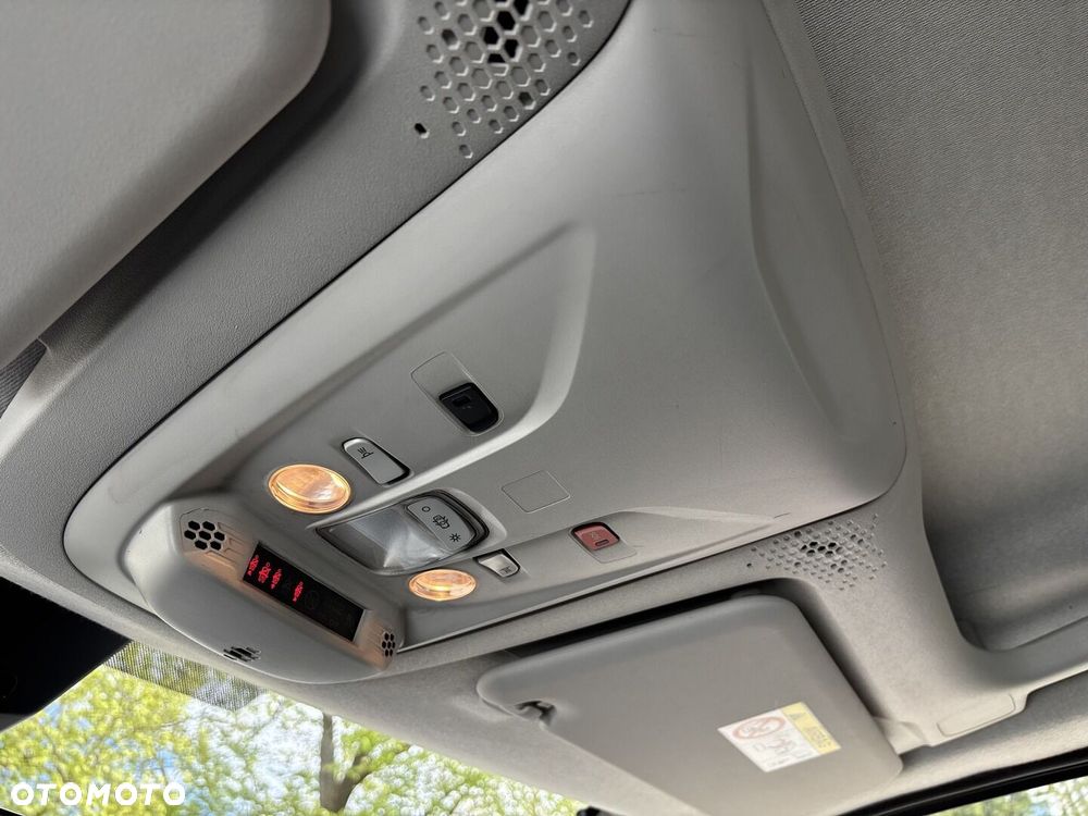 Toyota Proace City Verso 1.5 D-4D Combi - 30