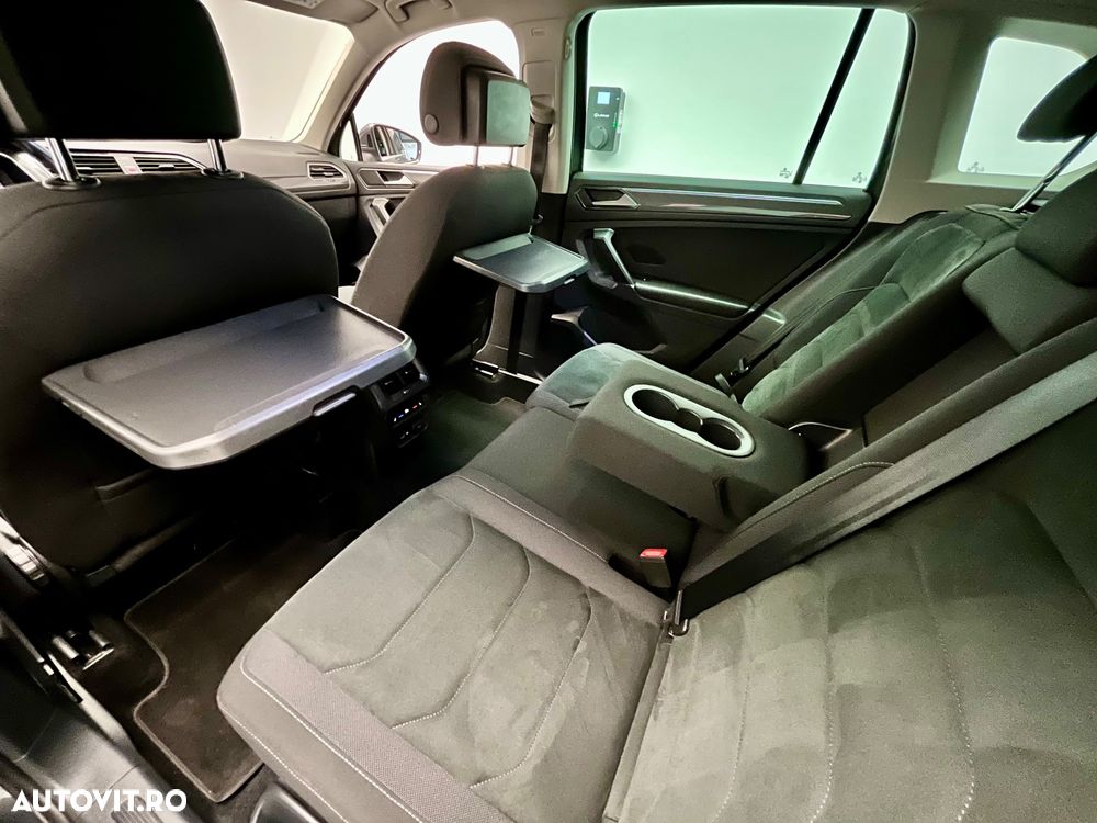 Volkswagen Tiguan - 37