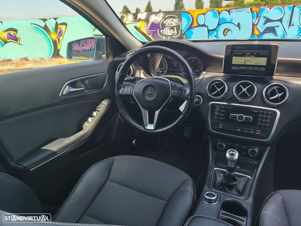 Mercedes-Benz A 180 CDI (BlueEFFICIENCY) - 23