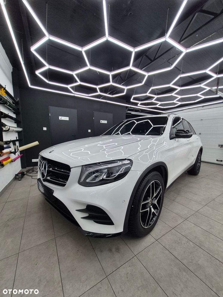 Mercedes-Benz GLC - 2