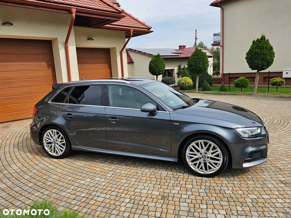 Audi A3 Sportback 2.0 TDI (clean diesel) quattro S tronic S line Sportpaket - 13