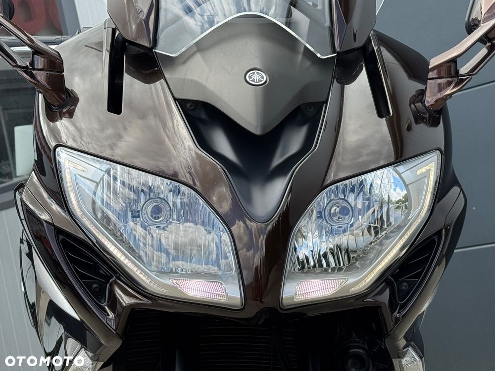 Yamaha FJR - 16