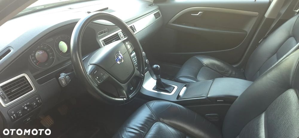 Volvo V70 2.0D Summum - 19