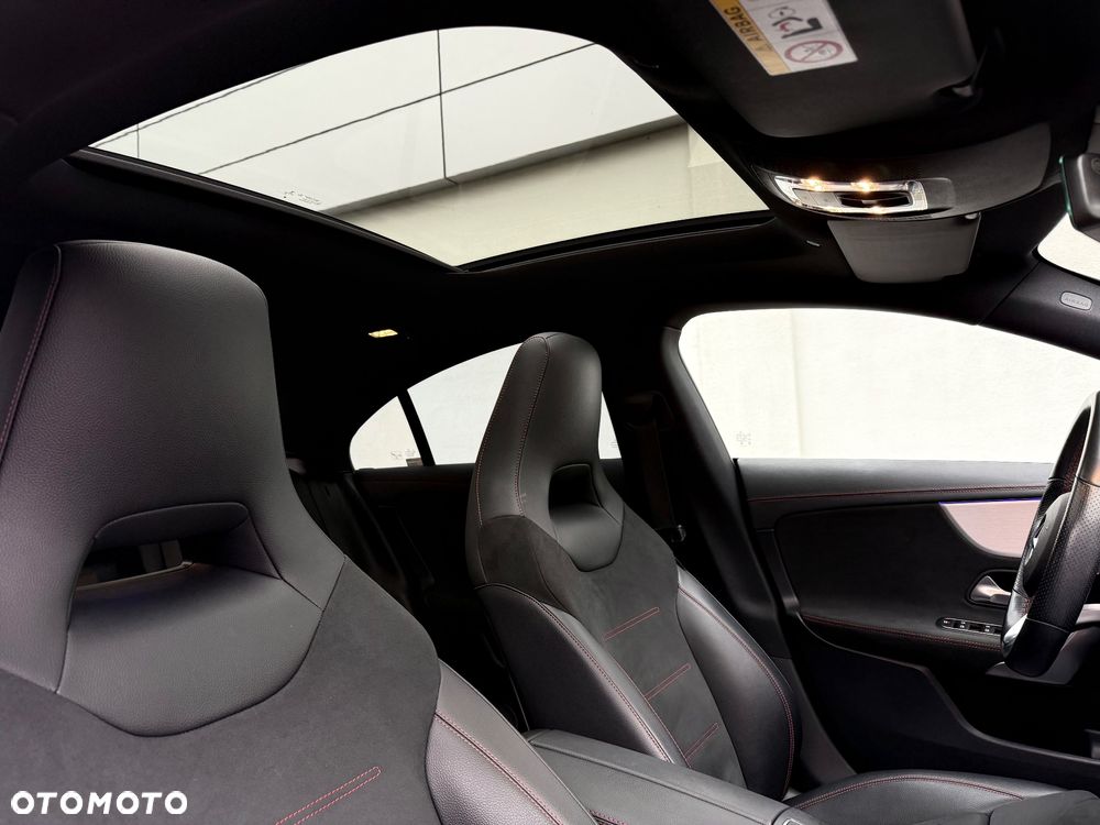 Mercedes-Benz CLA 220 AMG Line 7G-DCT - 15