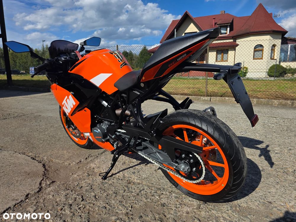 KTM RC 125 - 14