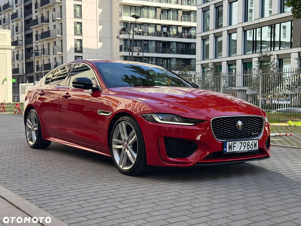 Jaguar Xe 2022 photo 3