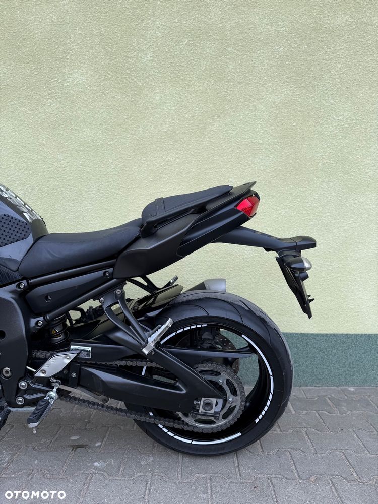 Yamaha FZ8 - 23