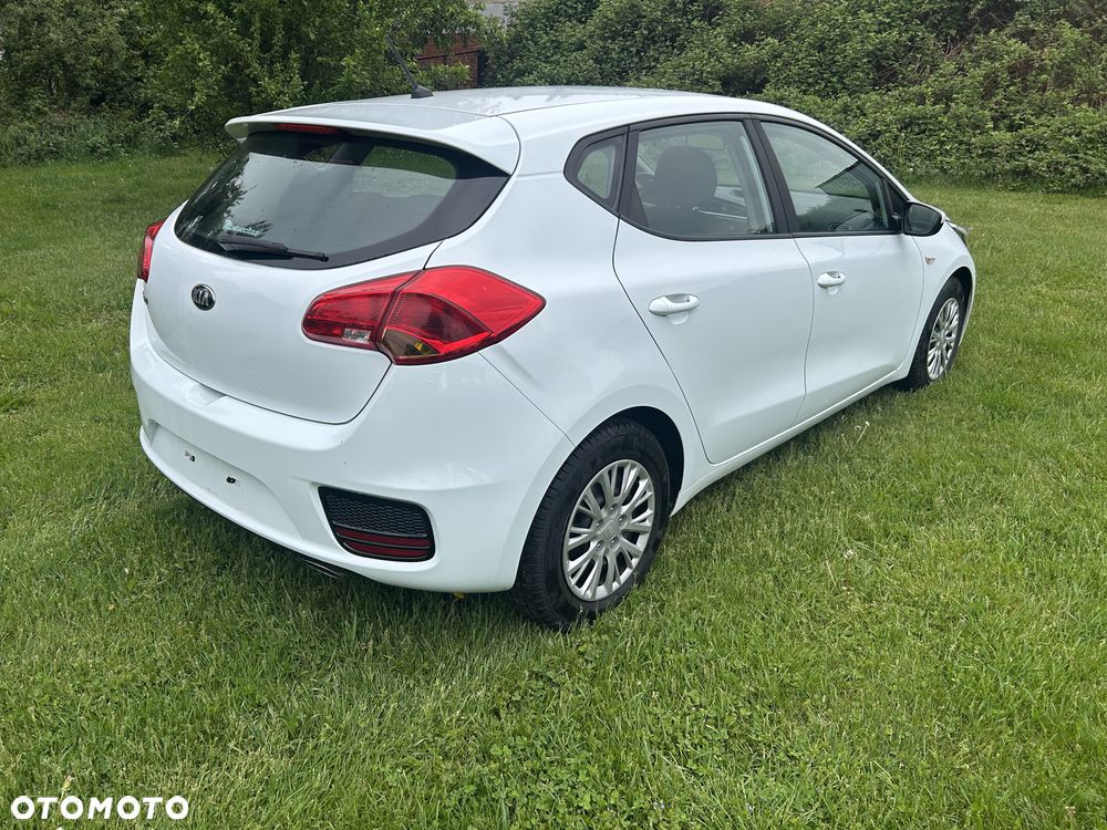 Kia Ceed 1.4 Comfort - 4