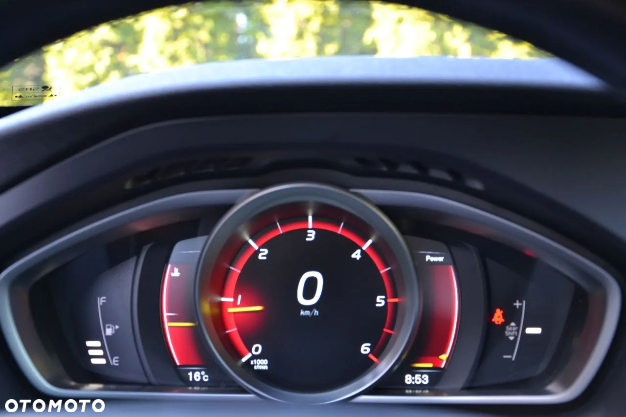 Volvo V40 D2 Drive-E Summum - 13