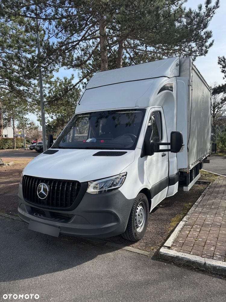 Mercedes-Benz Sprinter - 1