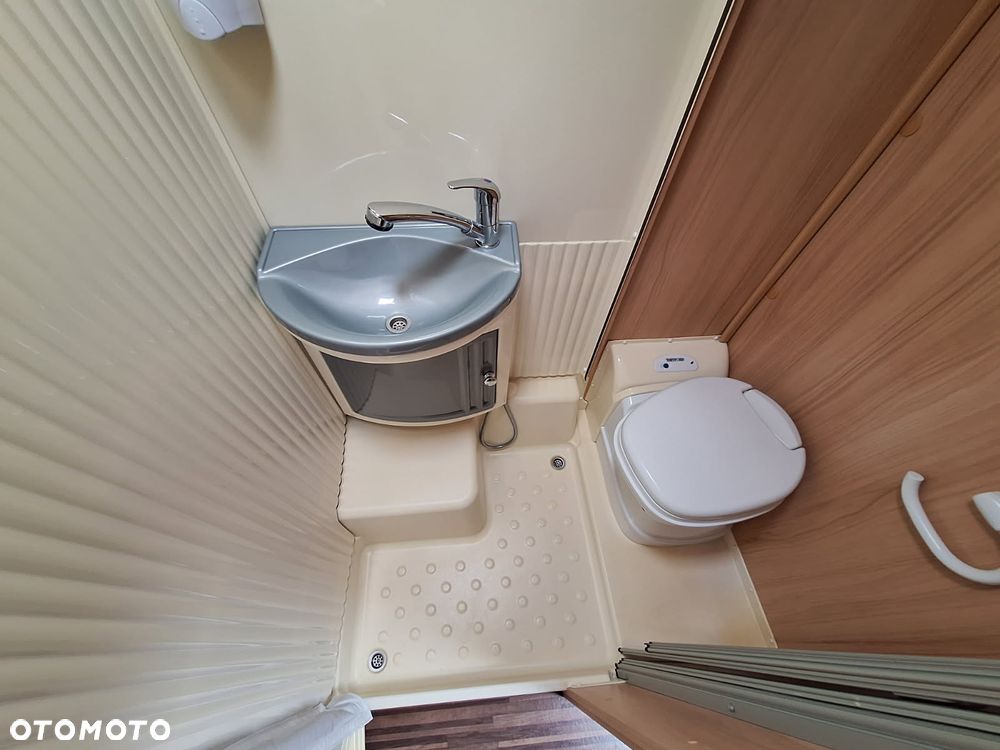 Carado T344 półintegra klimatyzacja hak - 21