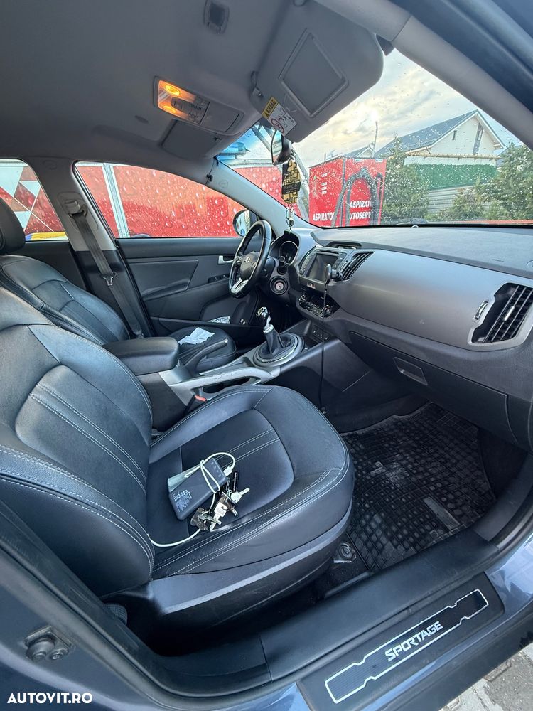 Kia Sportage 2.0 DSL HP 6MT 4x4 Style - 11