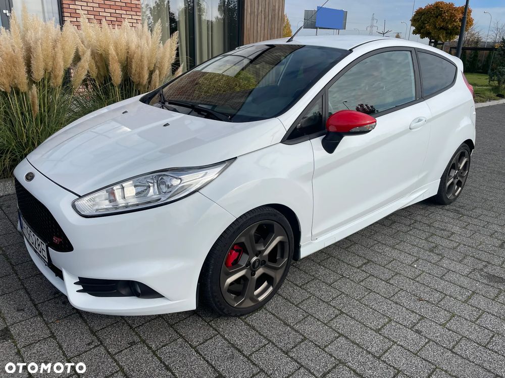 Ford Fiesta 1.6 EcoBoost ST - 3