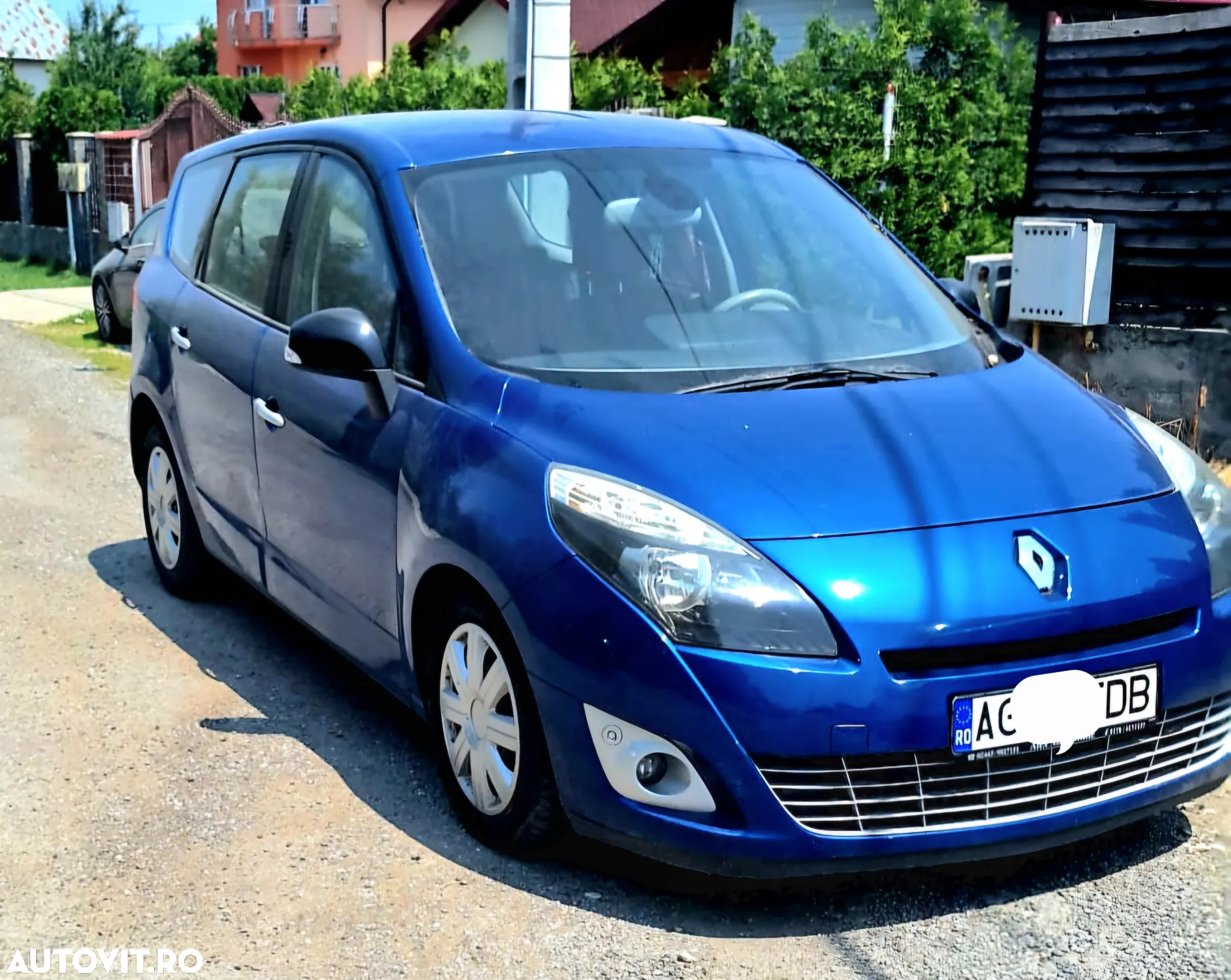 Renault Scenic dCi 130 FAP Start & Stop Luxe - 3
