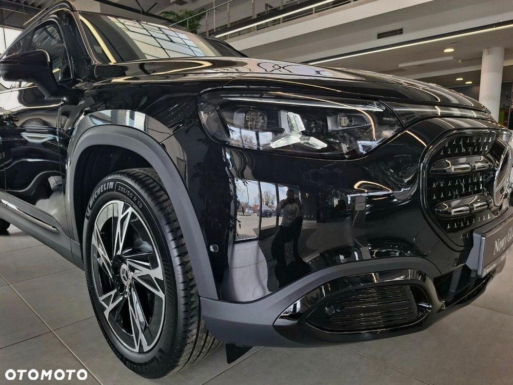 Mercedes-Benz GLB - 7