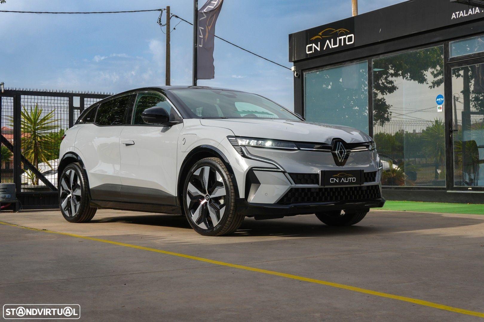 Renault Mégane E-Tech - 7