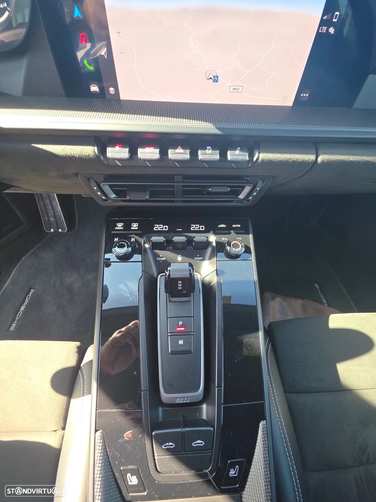 Porsche 911 (992) Targa 4 GTS PDK - 20