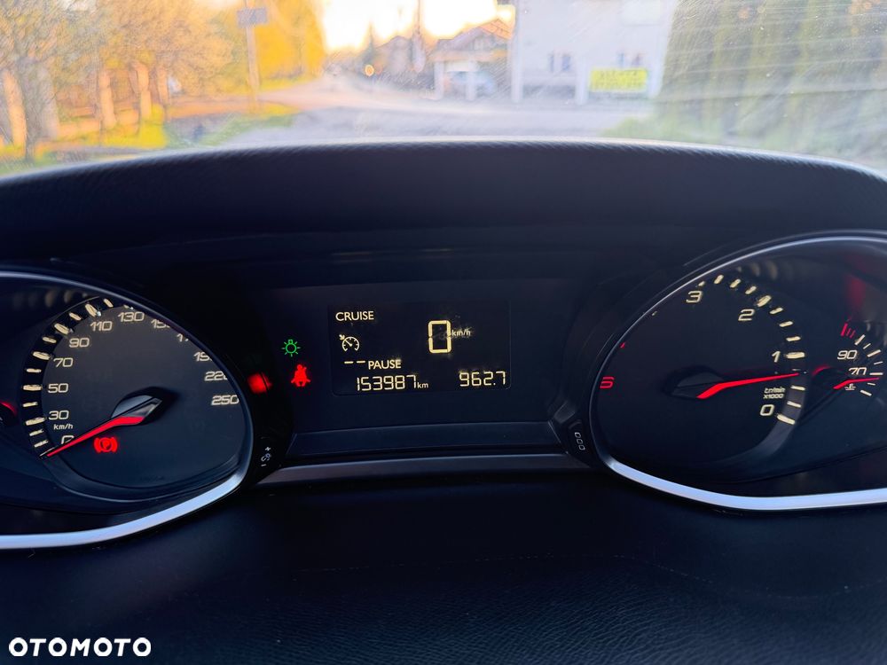 Peugeot 308 1.6 BlueHDi Access S&S - 18