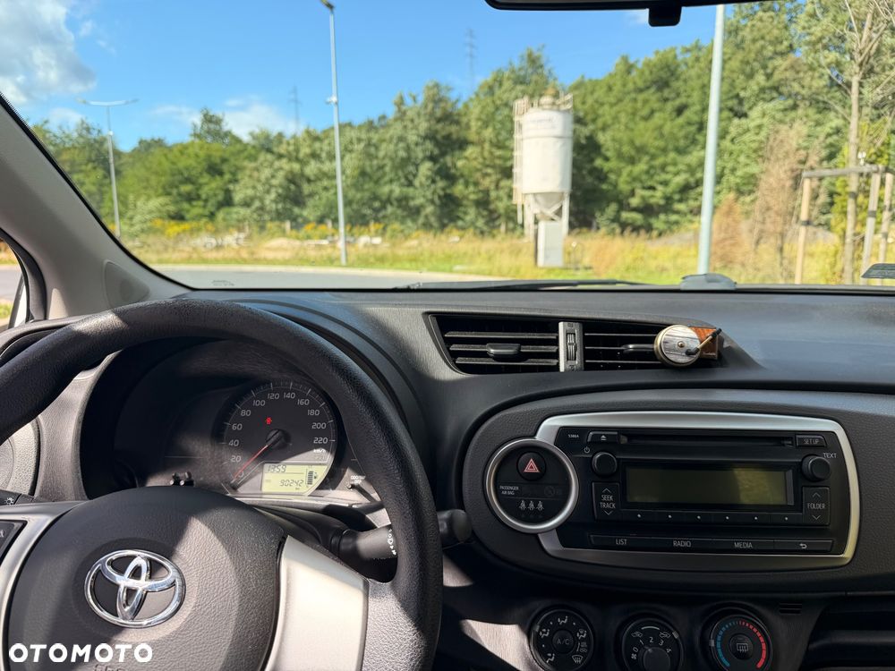 Toyota Yaris 1.33 Terra - 13
