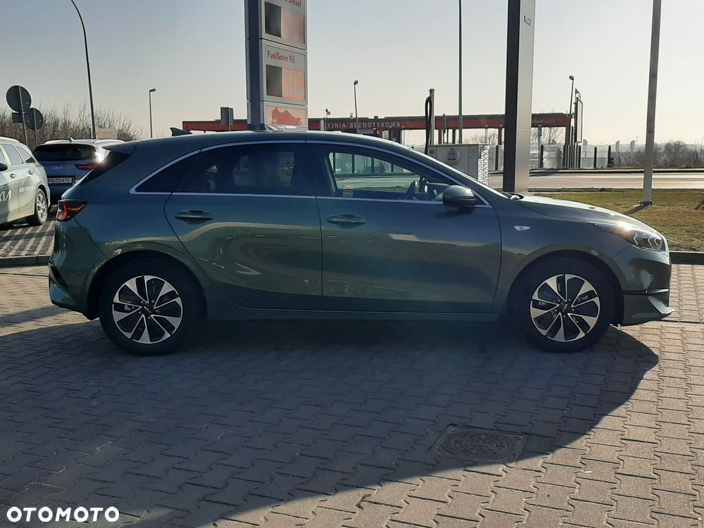 Kia Ceed 1.5 T-GDI M DCT - 6