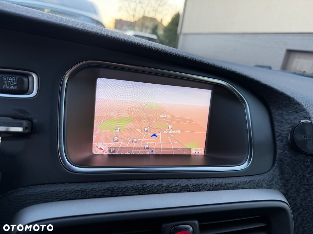 Volvo V40 T3 - 17