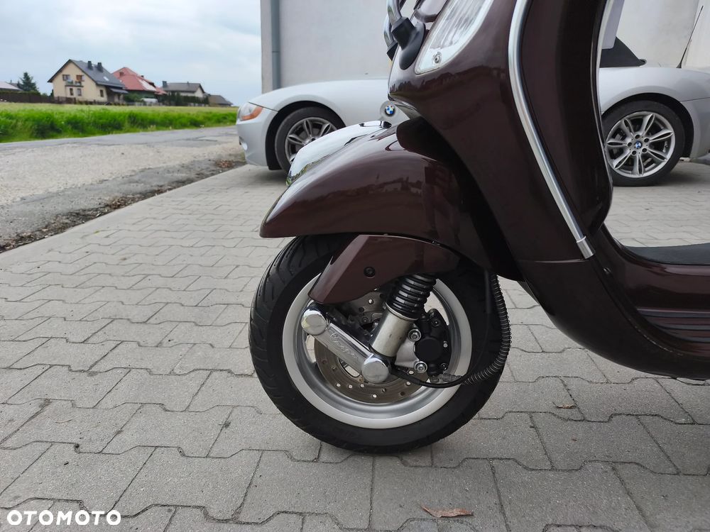 Piaggio Vespa - 8