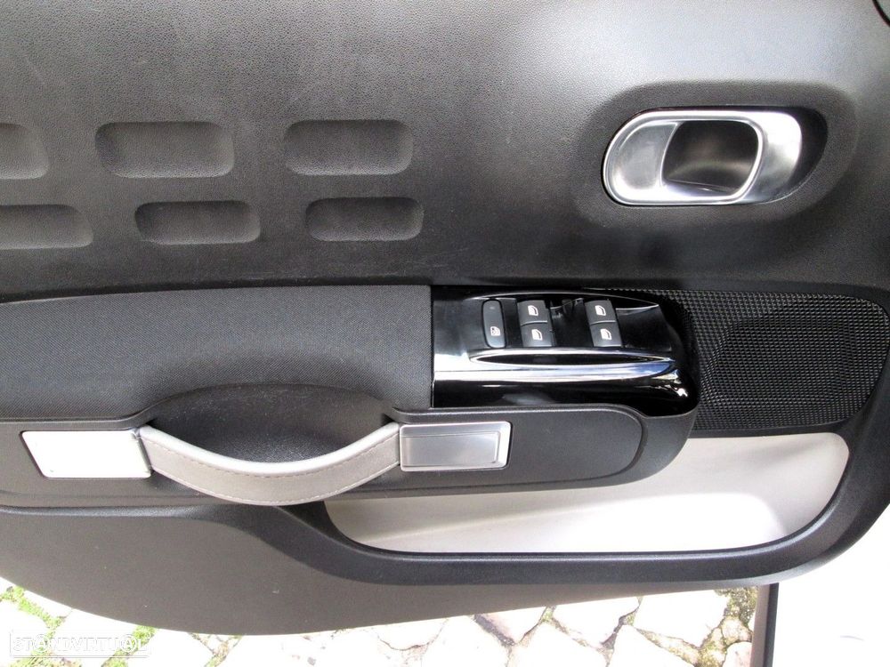 Citroën C3 1.2 PureTech C-Series - 11